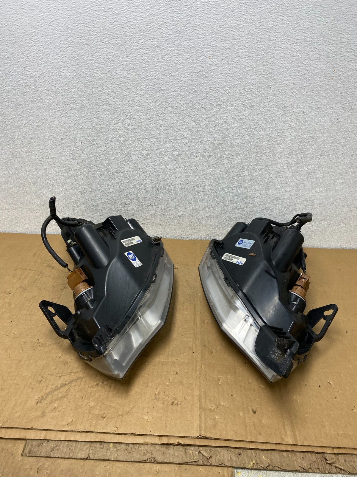 2008 2009 2010 2011 Ford Focus Left+Right Headlights Halogen DEPO AC8620 DW6