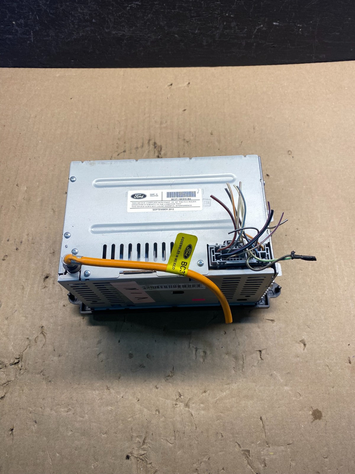 2011 to 2013 Ford F250 F350 Radio Audio AM/FM Receiver ac8946 DG5