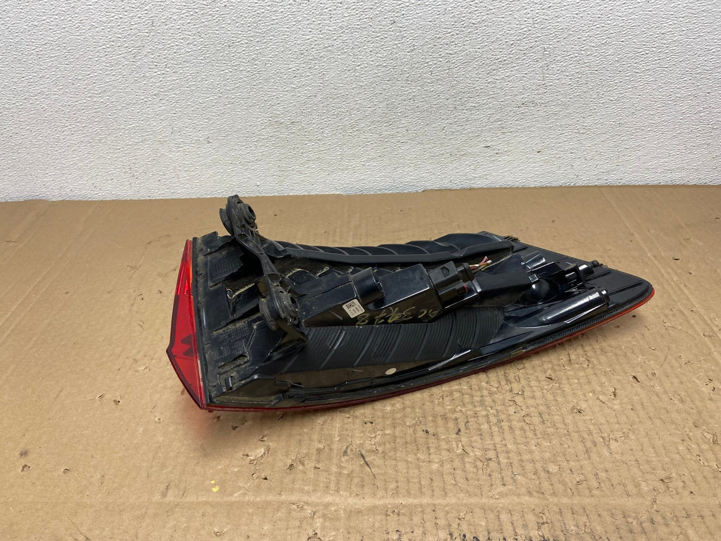 2019-2024 Volkswagen Jetta Right Passenger RH Side Tail Light OEM AC3978 LK4