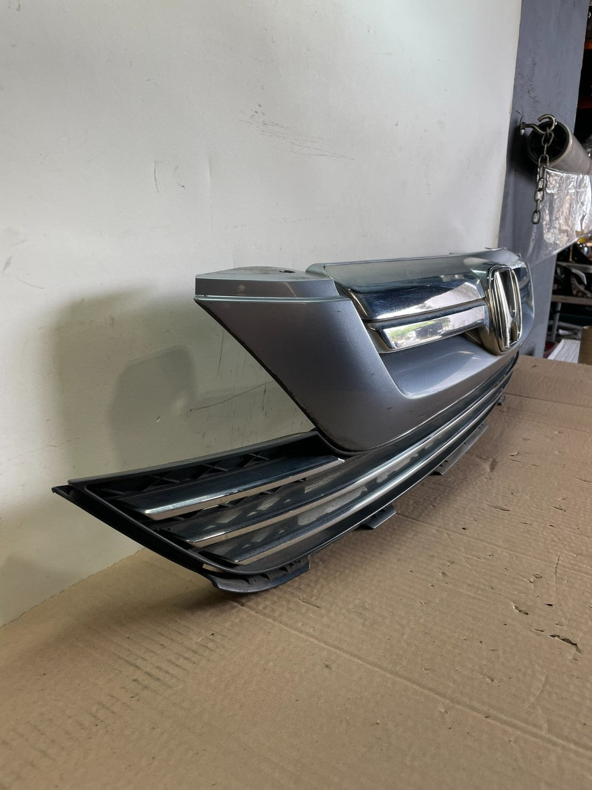 2007 2008 2009 Honda CR-V CRV Front Upper Grille Grill AH6532 DG2
