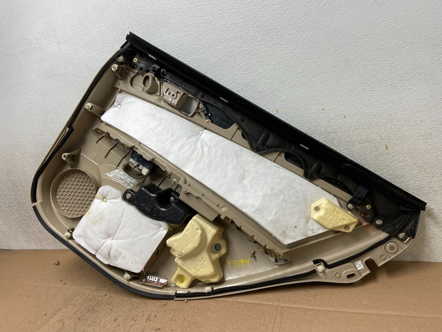 2011-2012 Toyota Avalon Rear Left Driver Door Trim Panel Trim Y3194 DG7