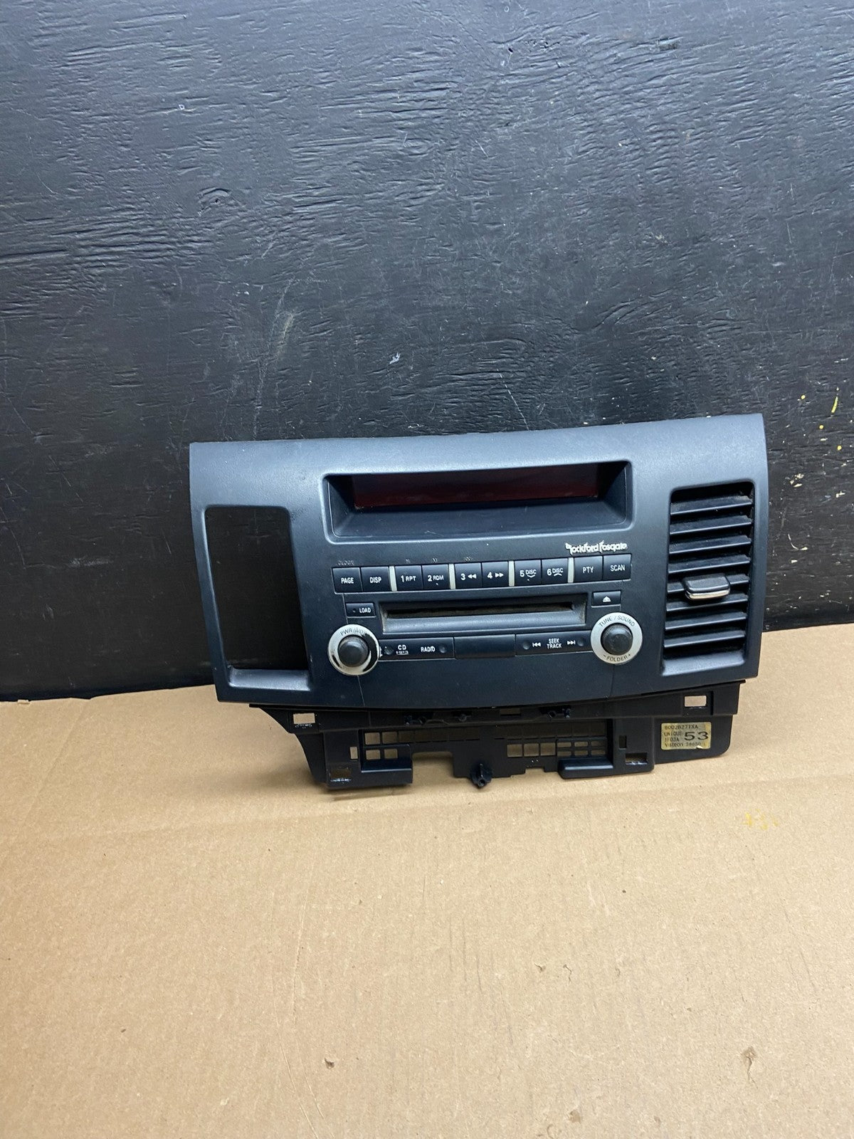 2010-2015 Mitsubishi Lancer Radio AM/FM CD Player Air Vent T4355 DG0