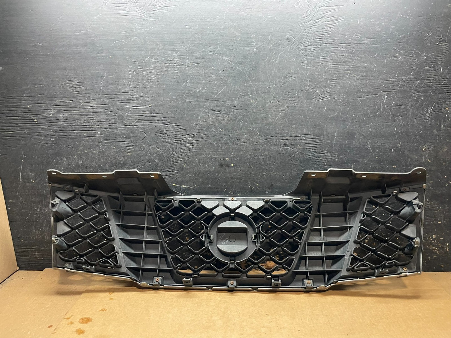 2005 2006 2007 Nissan Pathfinder Chrome Front Upper Grill Grille OEM AA8969 DG4