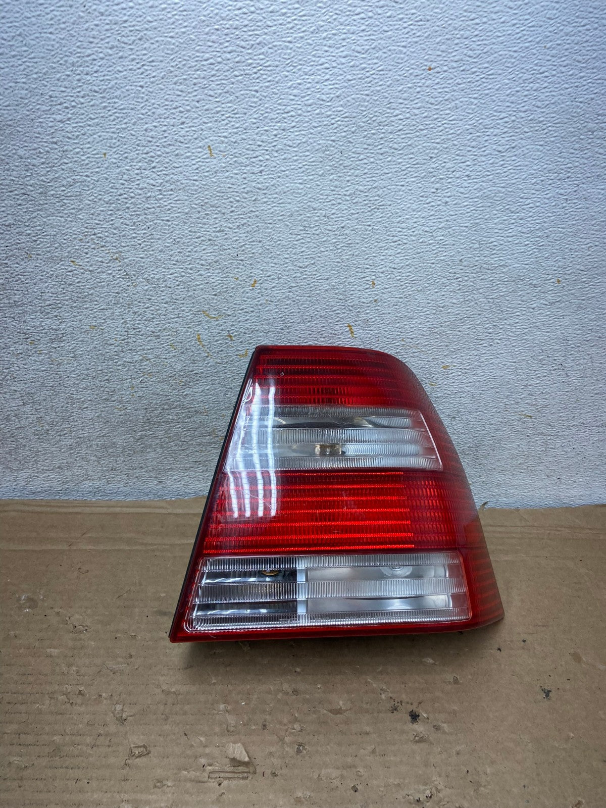 2004 to 2005 Volkswagen Jetta Right Passenger RH Side Tail Light DEPO AH8941 LK0