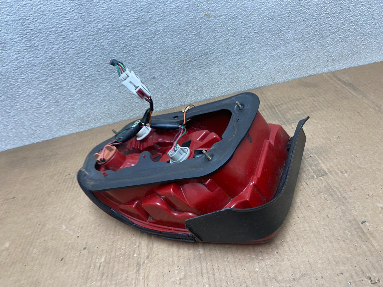 2002 to 2005 Hyundai Sonata Left Driver Lh Side Tail Light Oem AA6268 DW5