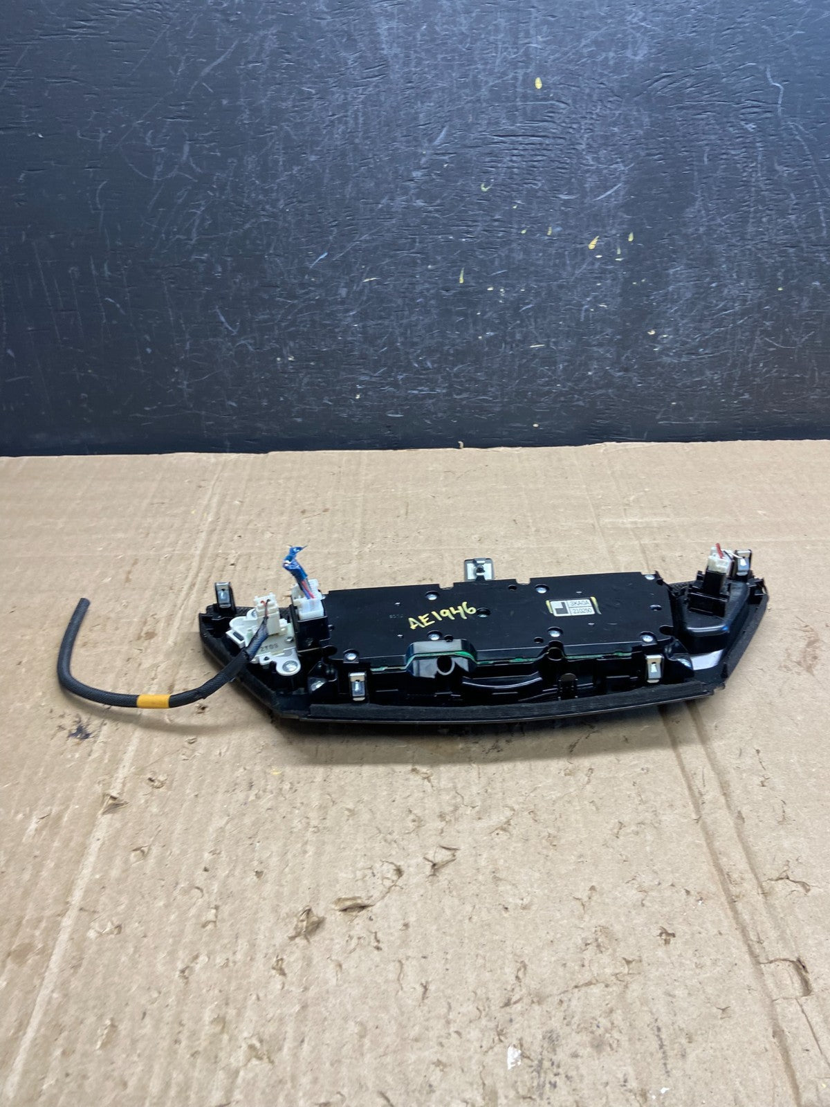 2013 to 2015 Nissan Pathfinder Information Display Control AE1946 DG5