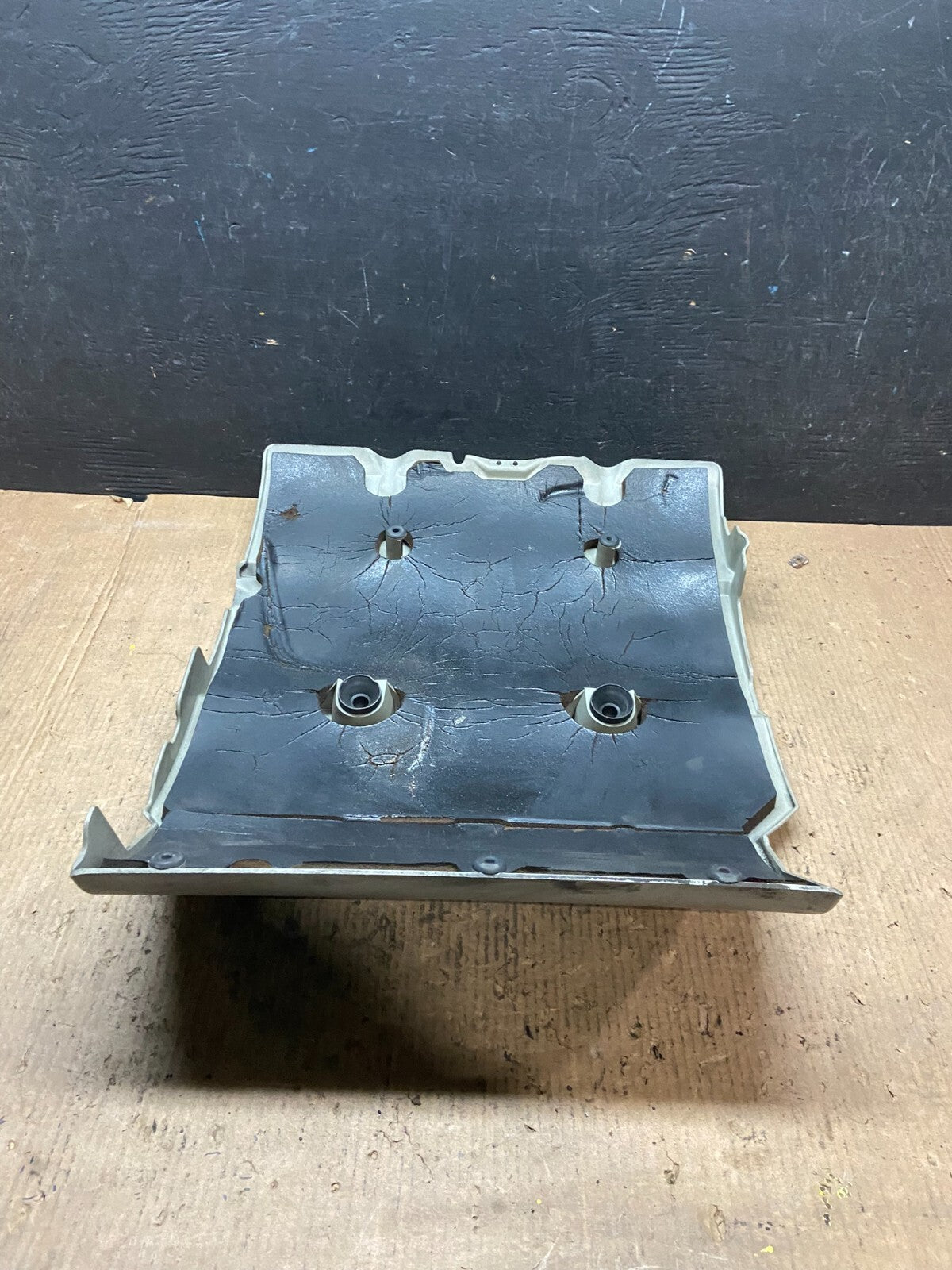 1997 to 2004 Cadillac Deville Seville Northstar Engine Motor Cover H6902 PS4
