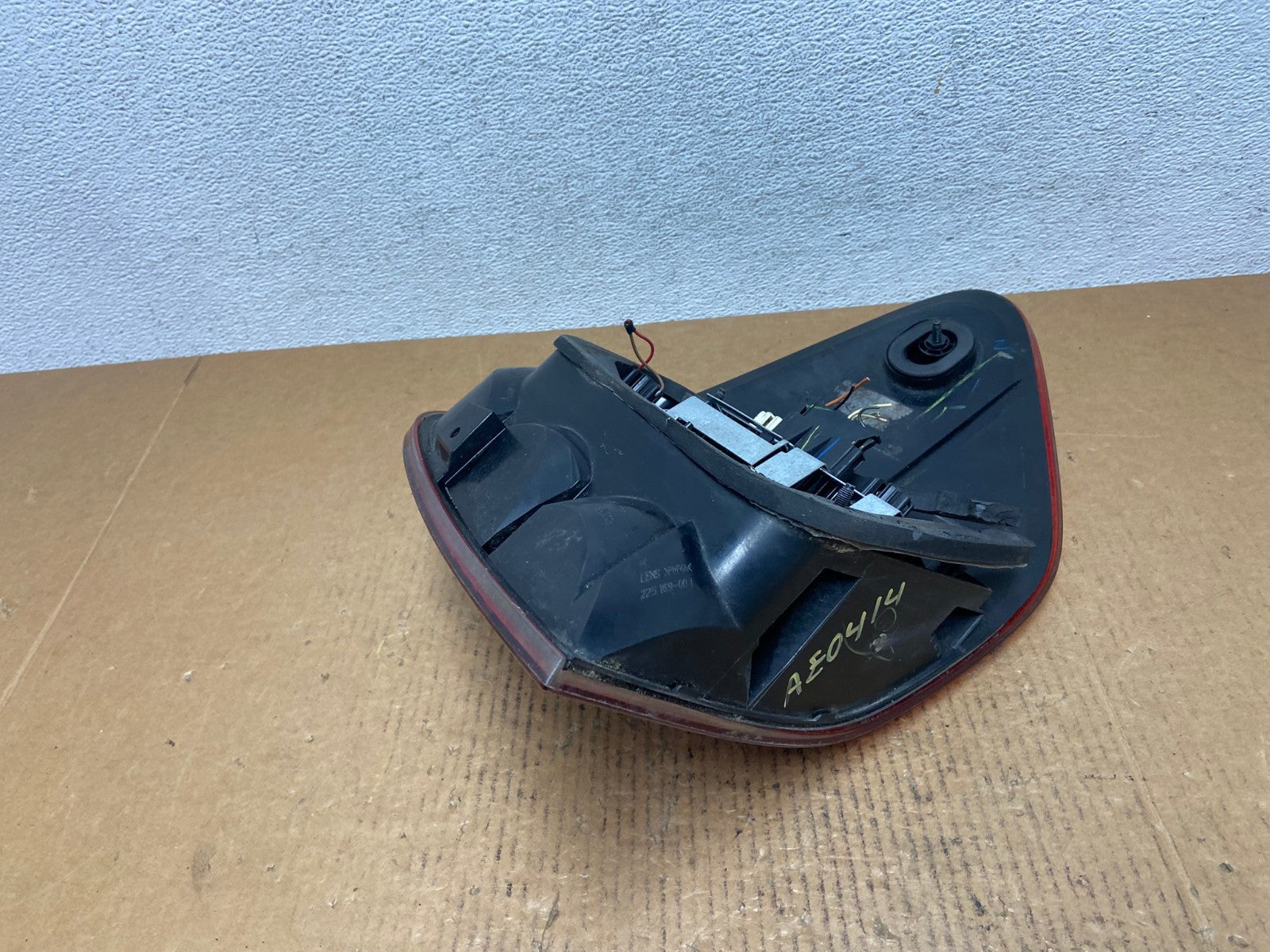 2009 to 2011 Mercedes ML350 ML-Class Left Driver Side LH Tail Light AE0414 LK3