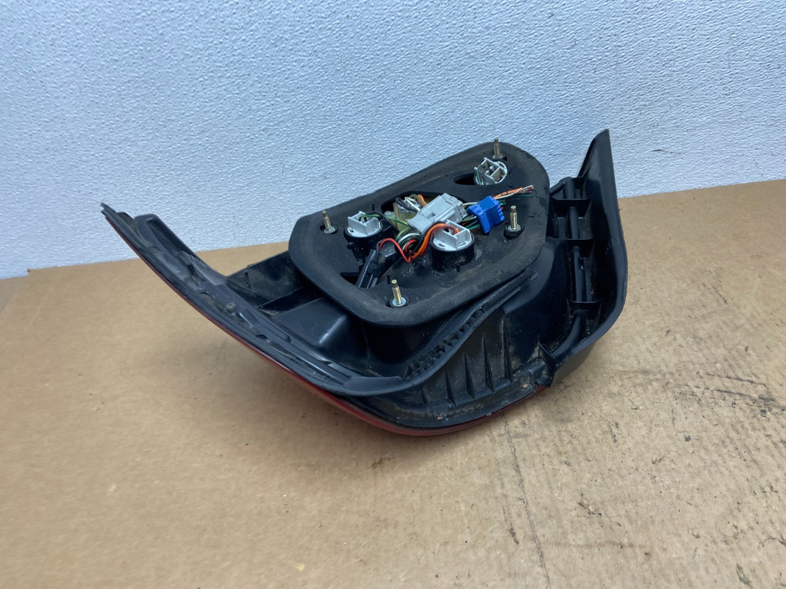 1995 to 1998 Acura TL Left Driver LH Side Tail Light Oem AC3148 DW5
