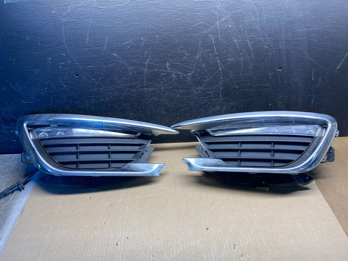 2017 to 2020 Lincoln MKZ Left+Right Side Fog Lights AG74680