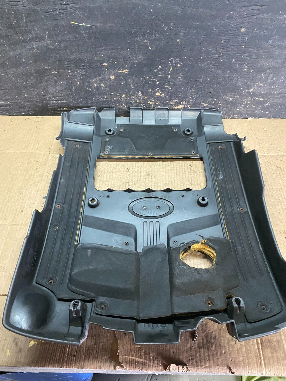 2001 to 2005 Hyundai XG350 V6 Engine Motor Cover U6338 DG5
