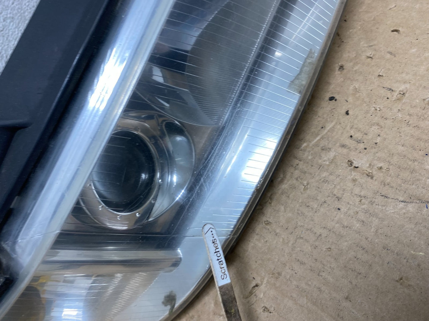 1999 to 2002 Audi A4 Passenger Right Side Headlight AG0491 DW3