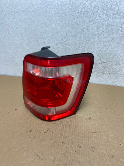 2008 to 2012 Ford Escape Right Passenger RH Side Tail Light AF7464 LK0