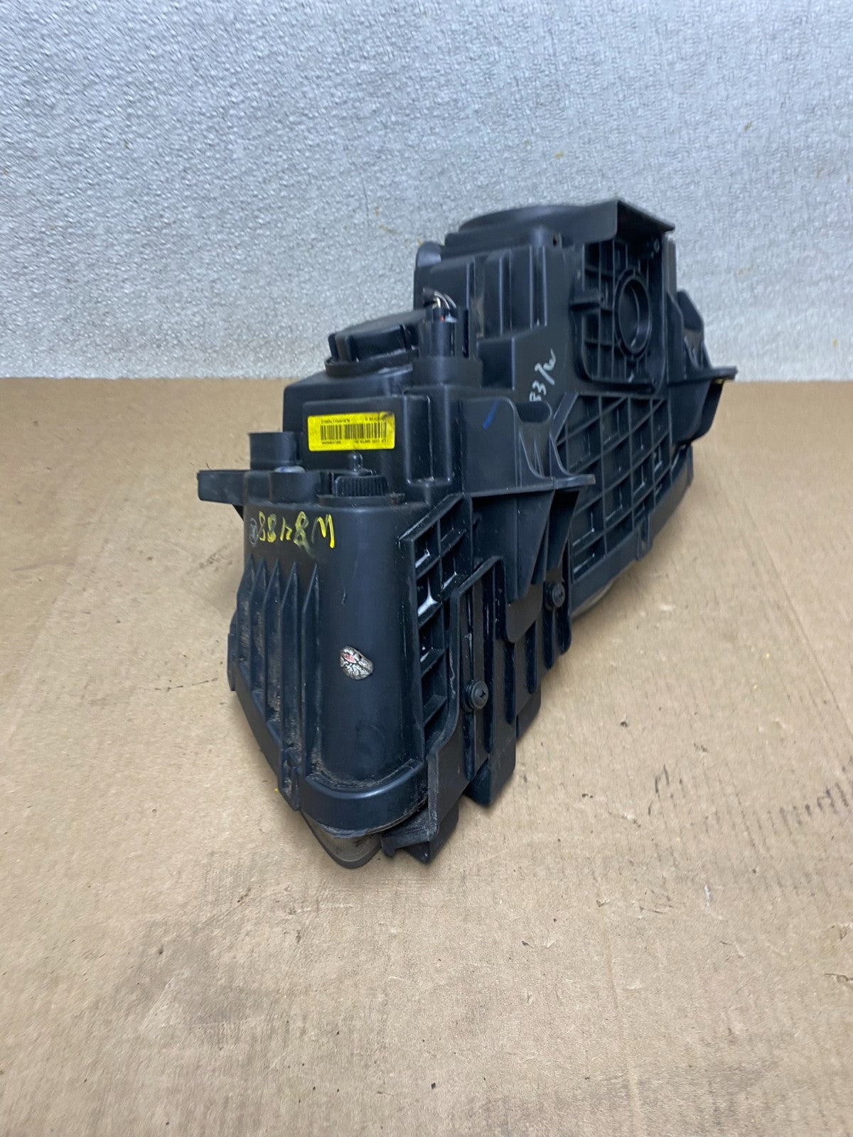 2011 to 2014 Chrysler 300 Right Passenger RH Halogen Headlight OEM W8488 DW11