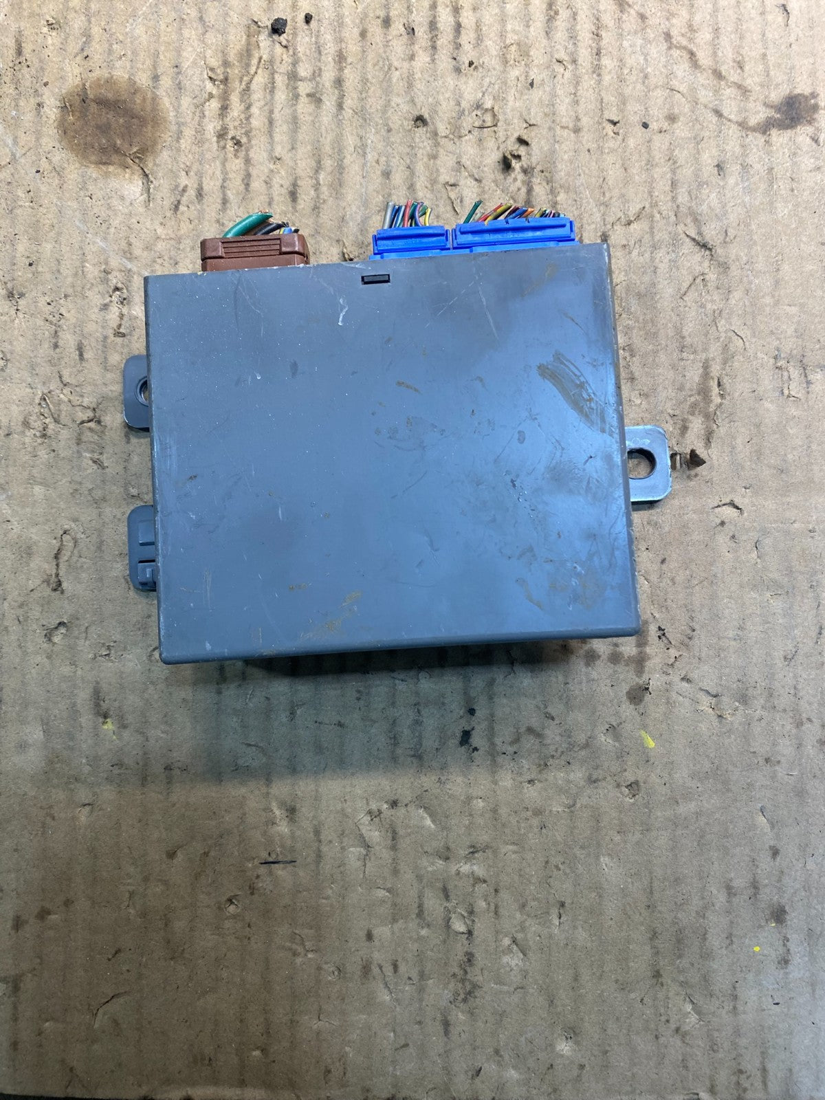 2005 - 2007 Honda Odyssey Rear Left Driver Sliding Door Module z4784 DG2