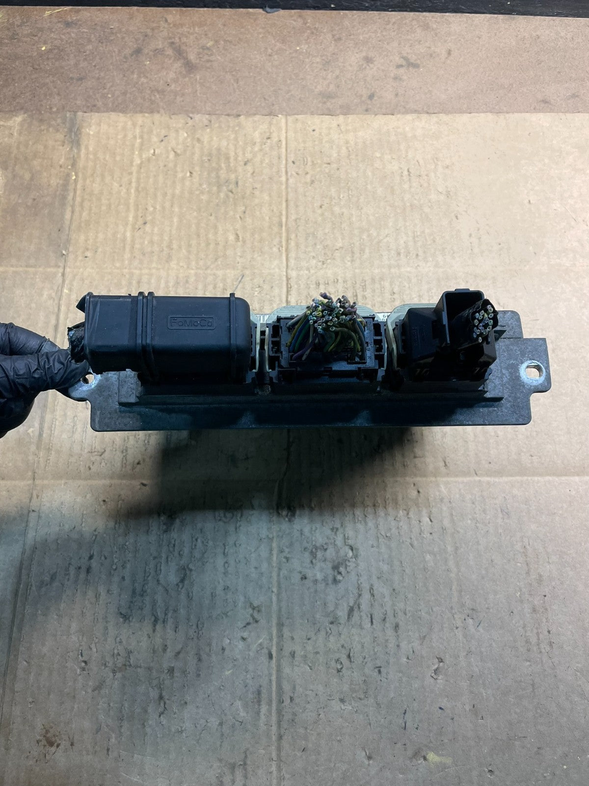 2011 2012 Ford Van E350 6.8L Engine Control Module Unit ECU y7354 DG2