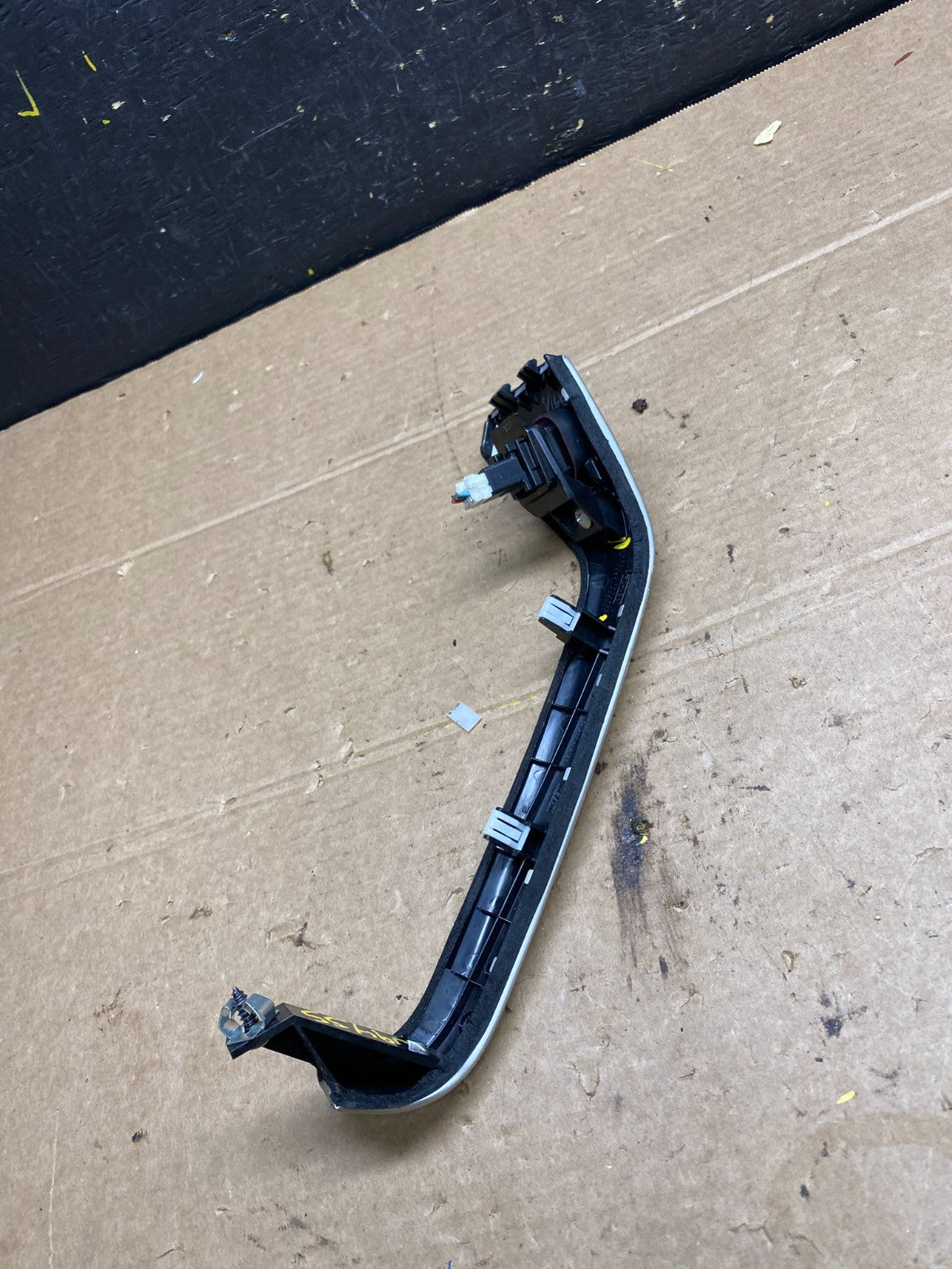 2009-2010 Nissan Murano Dash Trim Panel With Hazard Buttom Switch OEM W9455 DG2