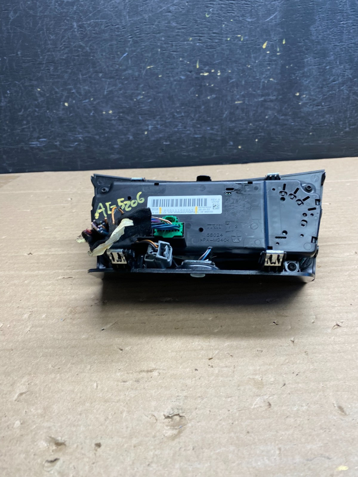 2011-2014 Chrysler 200 Heater AC Climate Switch Temperature Control AG5206 DG5