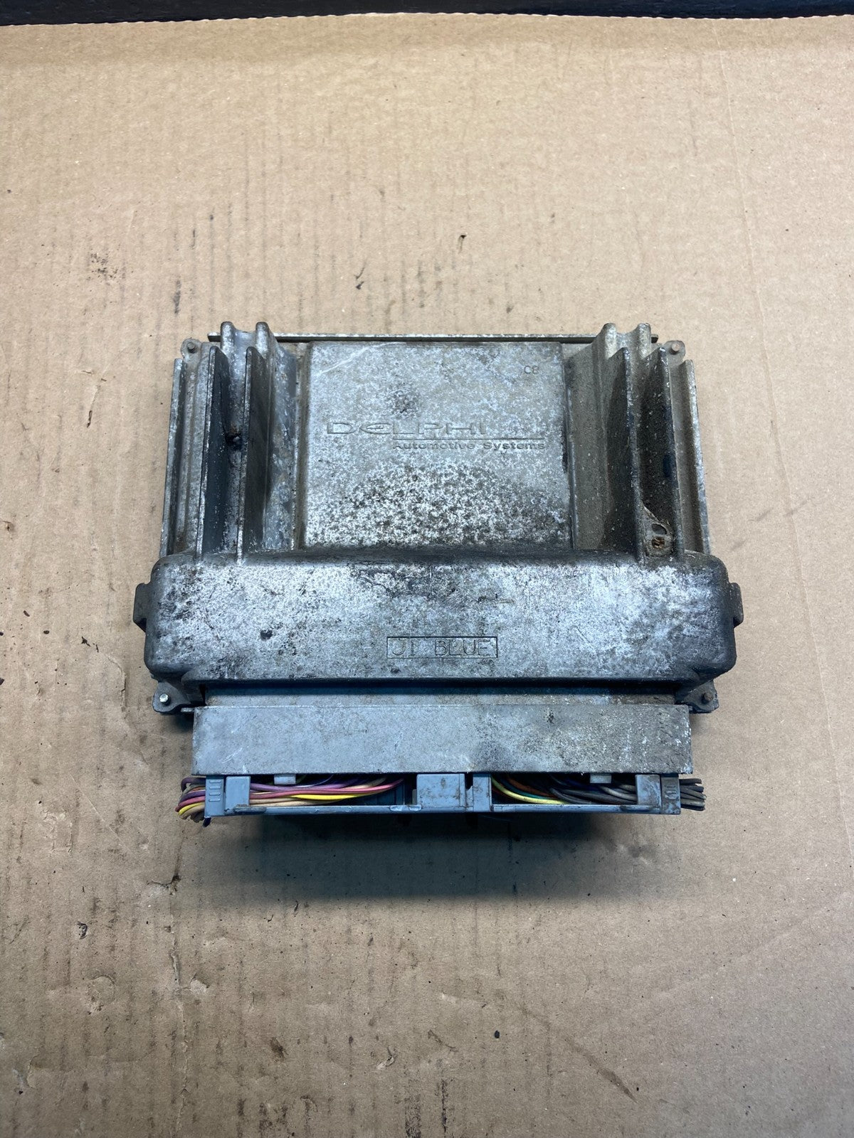2001-2002 Silverado Tahoe Engine Computer Module 12200411 ECM ECU af9230 DG1