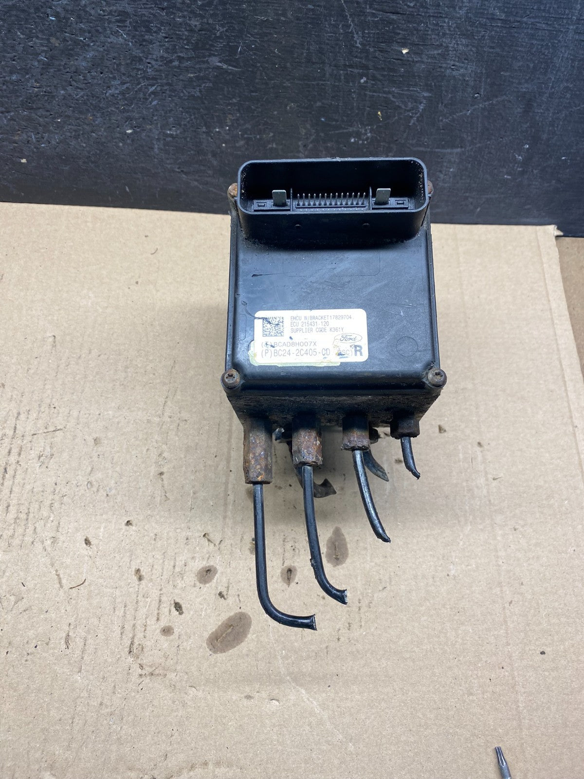 2011 - 2014 Ford E250 E350 Van ABS Anti Lock Brake Pump Module AH3201 DG0