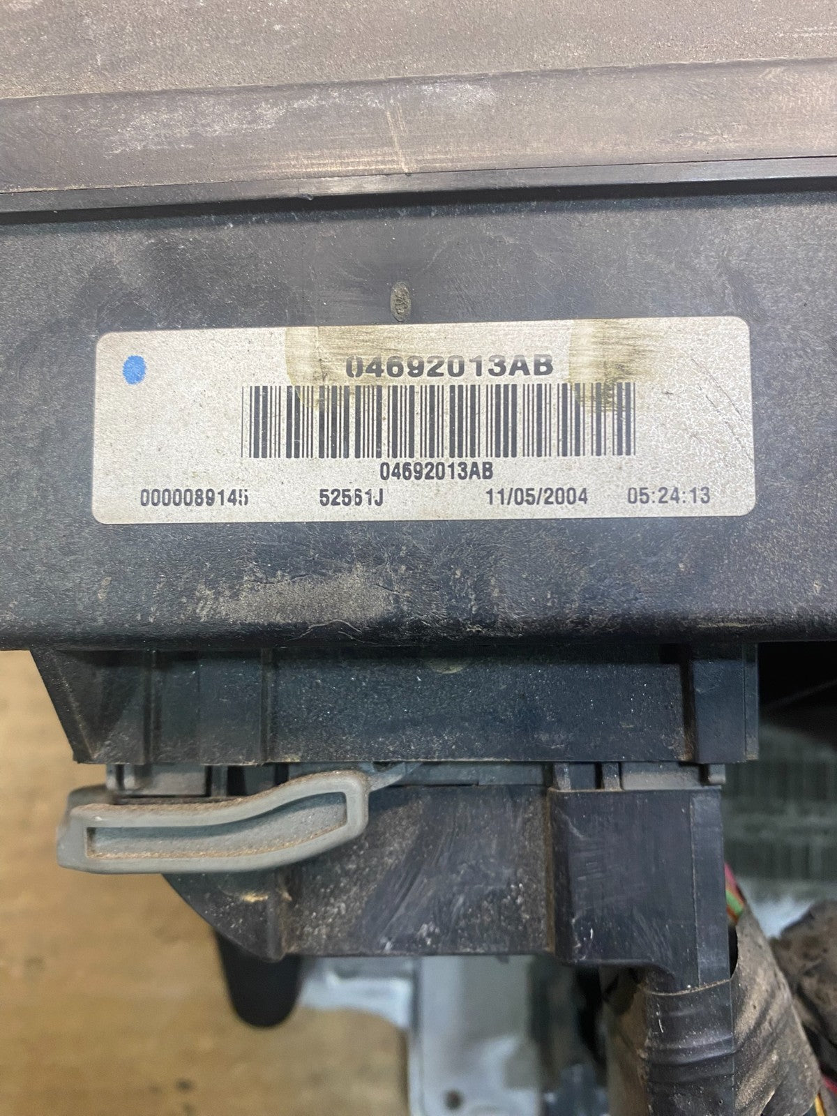 2004 2005 Dodge Durango Fusebox Fuse Box Relay Body BCM Module aa0783 DG6