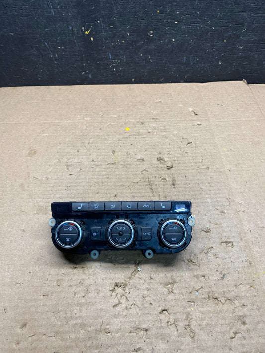 2013 - 2015 Volkswagen Passat CC Center Climate Control Panel AC Heater AH1140DG0