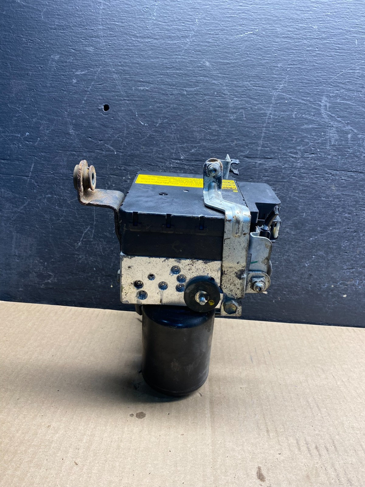 2004 - 2009 Toyota Prius ABS Brake Pump Anti Lock Module AG9695 DG3