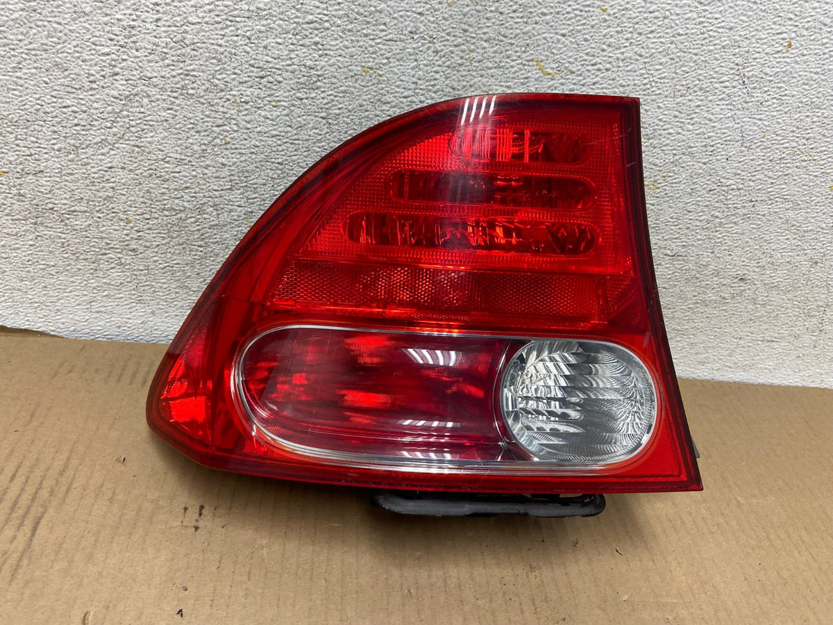 2006 2007 2008 Honda Civic Sedan Left Driver Lh Tail Light AH3022 LK0