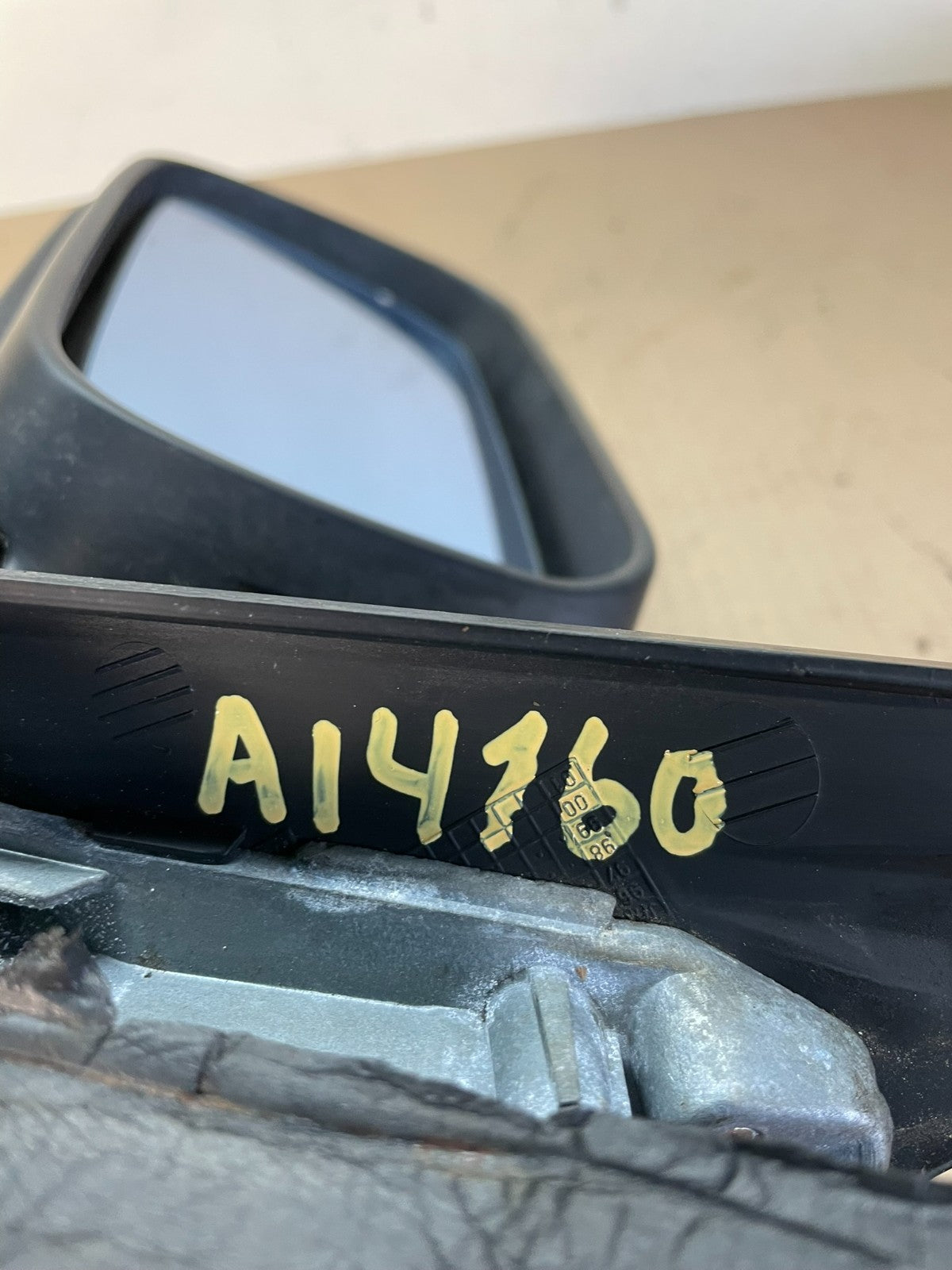 1999 to 2005 BMW 3-Series Left Driver Lh Side View Door Mirror ai4160 DG9