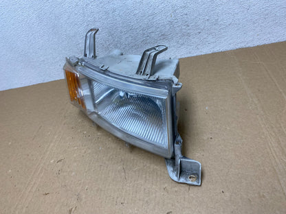 2004 2005 2006 Scion XB Right Passenger RH Halogen Headlight AF9951 DW1