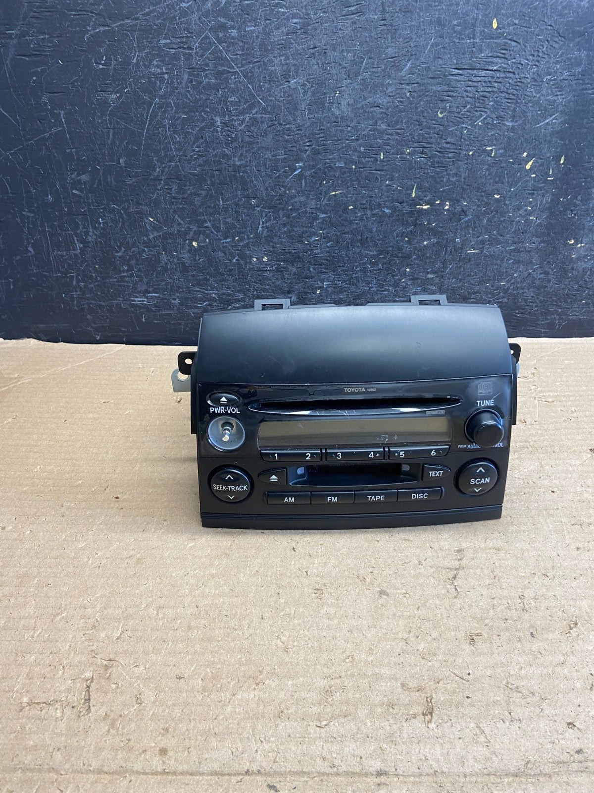 2004 to 2010 Toyota Sienna AM FM CD WMA Mp3 Radio Receiver AH5126 DG0