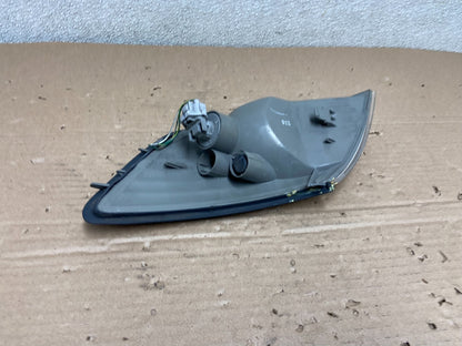 2000 to 2001 Lexus ES300 Right Passenger RH Side Turn Signal AB1392 DW6