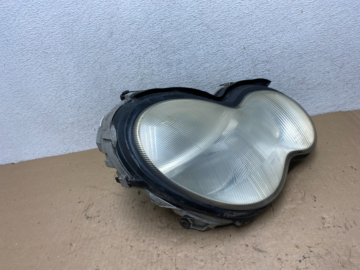 2001 - 2004 Mercedes-Benz C Class Halogen Right Passenger Headlight AG4453 DW2