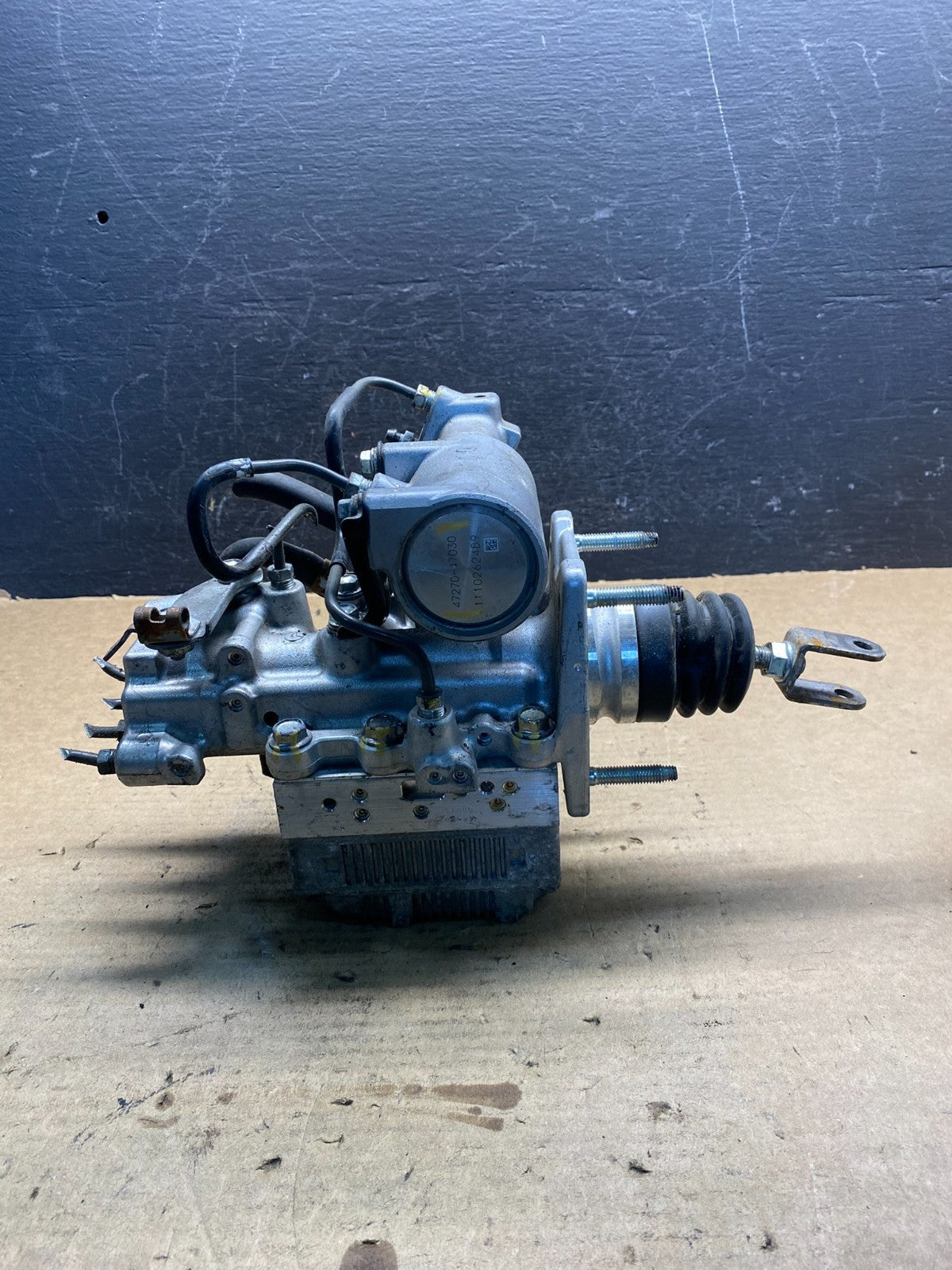 2010 - 2015 Toyota Prius ABS Brake Pump Anti Lock Module AE0026 DG3