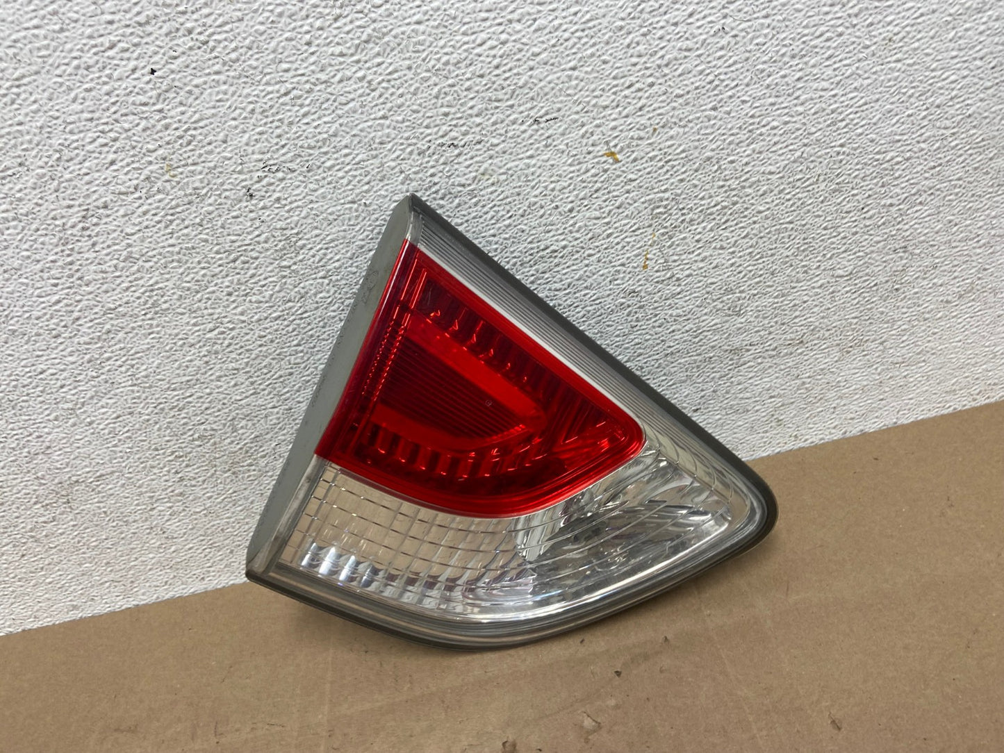 2013 to 2016 Nissan Pathfinder Left Driver Inner Tail light AE6153 LK0