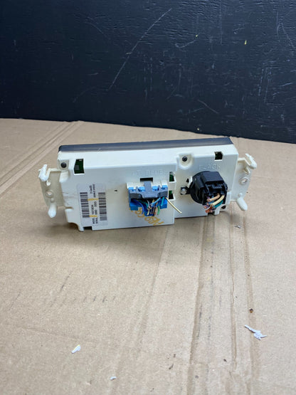 2003-2006 GMC Chevrolet Envoy Trailblazer Climate Control A/C Panel AB8687 DG3