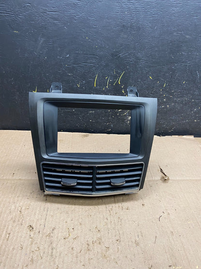 2010 - 2012 Lincoln Mkt Center Dash Gps Radio Bezel Panel Air Vent OEM y5431 DG0