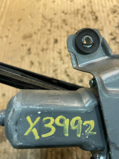 2014-2021 Dodge Durango  Tailgate Back Door Rear Wiper Motor Wiper X3992 DG7