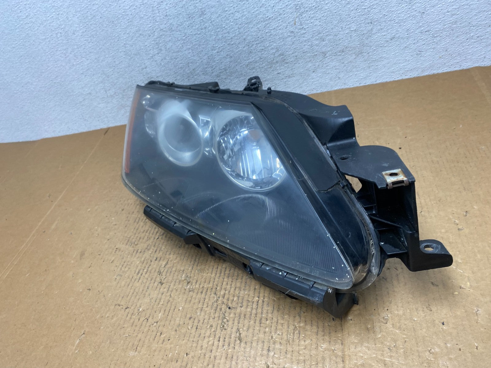 Halogen 2007 to 2009 Mazda CX-7 Right Passenger RH Side Headlight AE1381 DW1