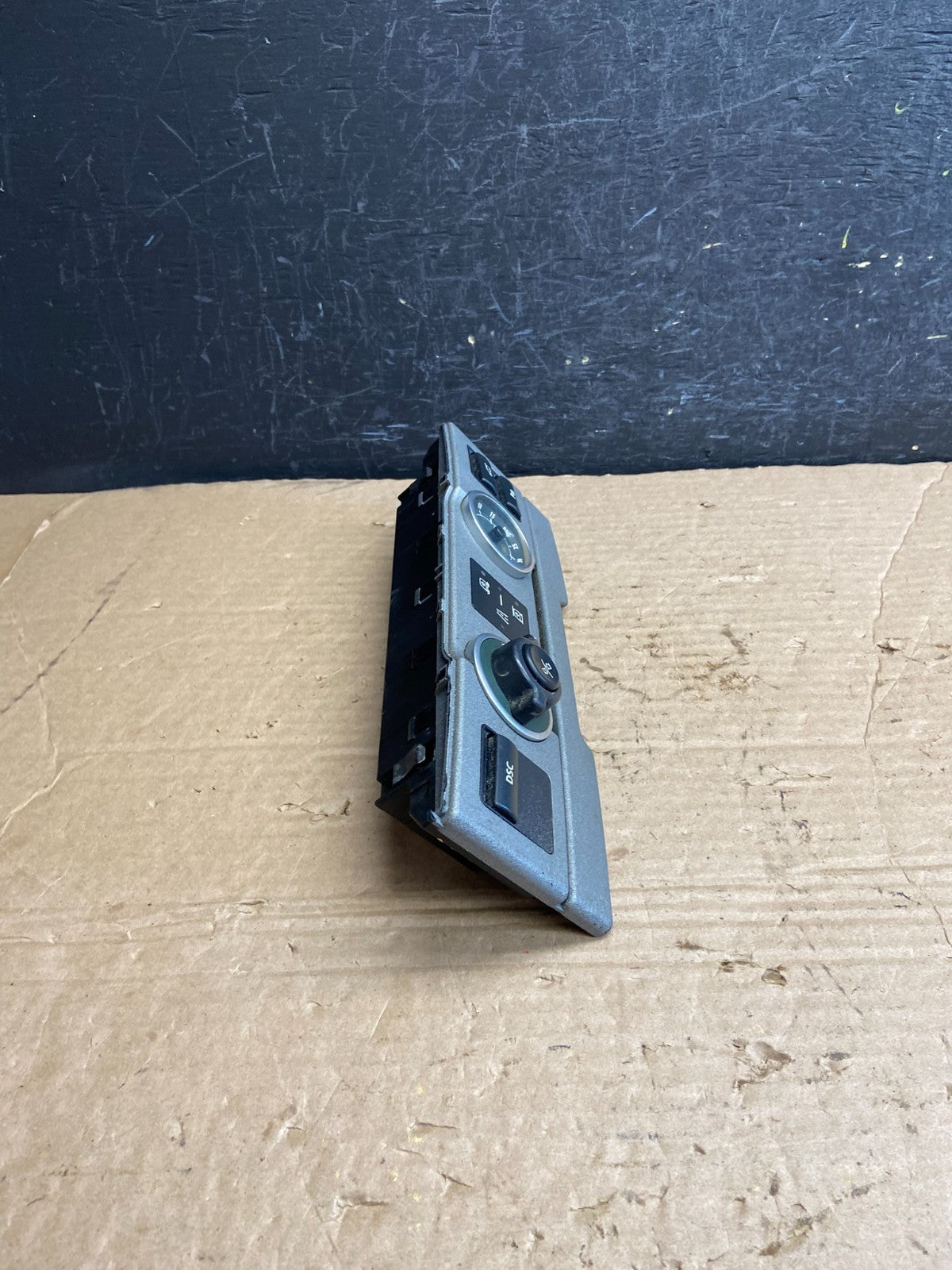 2003-2010 Range Rover L322 Center Clock Panel DSC Switch Control Power AF2193 DG1