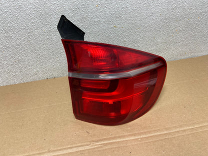 2011 2012 2013 Bmw X5 E70 Right Passenger Side Rh Tail Light Oem AB3465 LK0