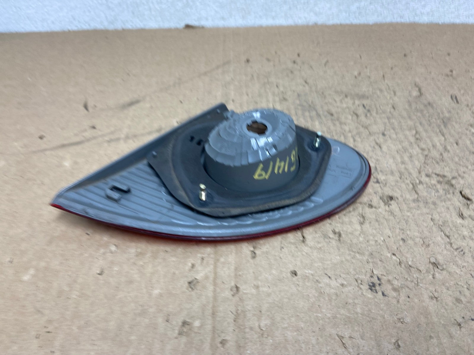 2003 - 2008 Toyota Corolla Inner Left Driver Lh Side Tail Light AG1419 LK4
