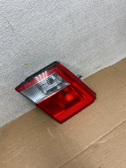 2002 2003 2004 2005 Saab 9-5 Sedan Left Driver LH Inner Tail Light Oem Z1261 DW2