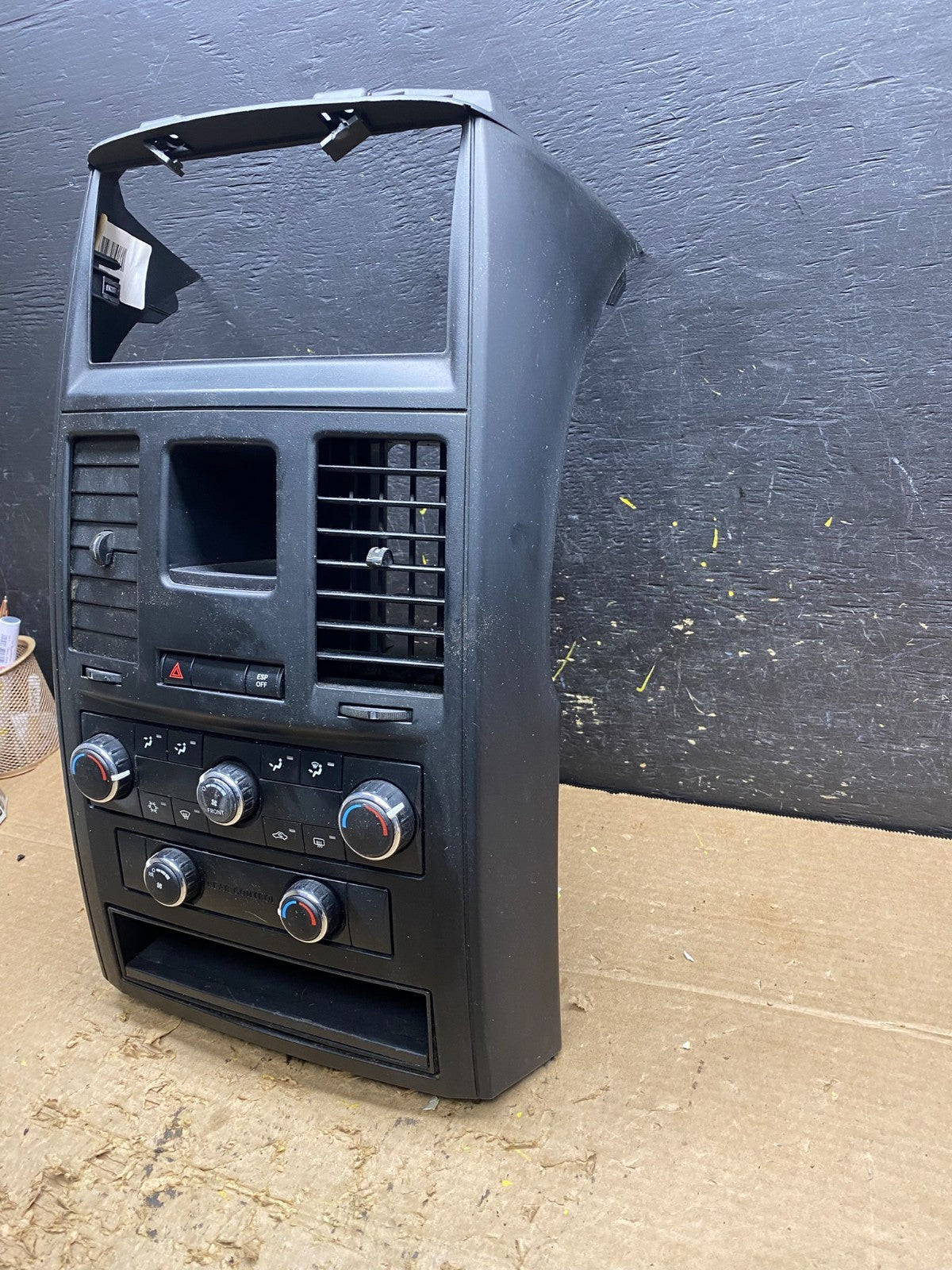 2008-2010 Dodge Grand Caravan  A/C Climate Control Unit Bezel Trim Oem X1579 DG2