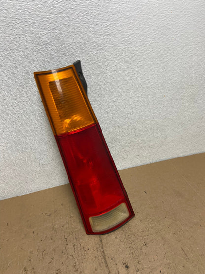 1997 1998 1999 2000 2001 Honda Crv Cr-v Left Driver Lh Tail Light AC7315 LK2