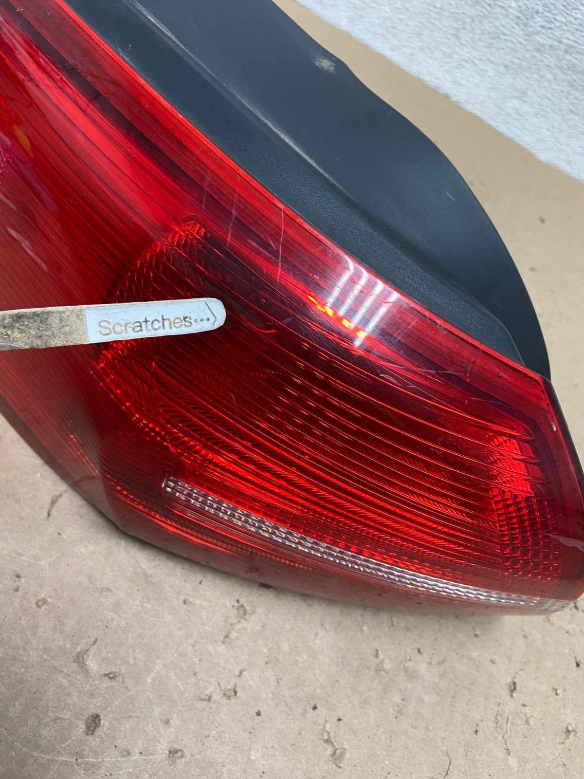 2015-2018 Ford Focus Sedan Left Driver Side Tail Light AG43543