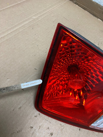 2009 2010 2011 Kia Borrego Right Passenger Side Inner Tail Light U8721 DW6