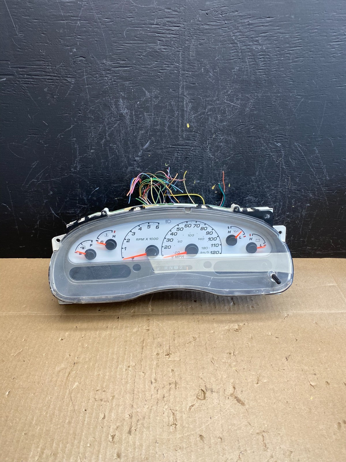 2004 - 2005 Ford Explorer Sport Trac Speedometer Cluster Gauge ac6523 DG0