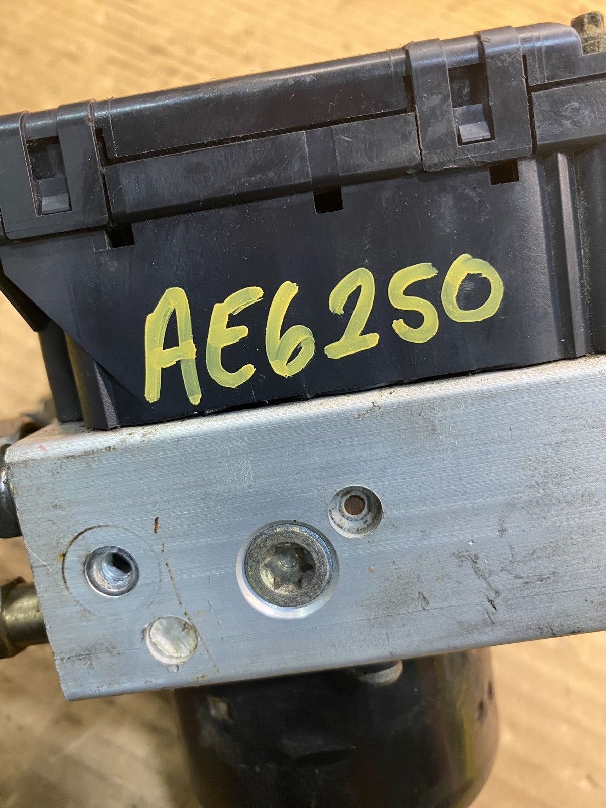 1999 2000 Ford Explorer ABS Anti Lock Brake Pump Module ae6250 DG7
