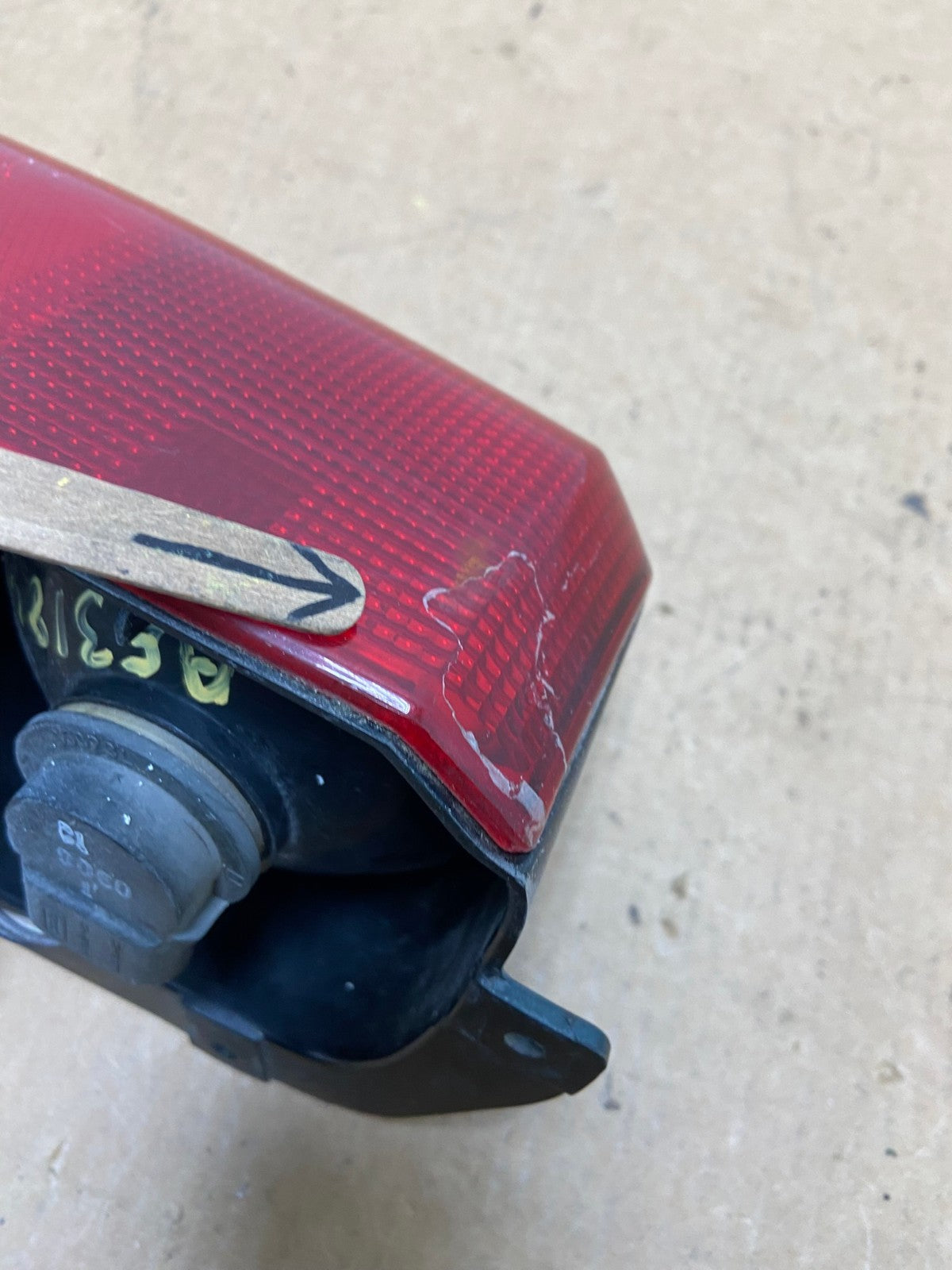 1997 to 2001 Jeep Cherokee Right Passenger Side Tail Light AE3184 LK4
